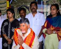 Chief Minister Chandrababu, Union Minister Ram Mohan Naidu Offer Prayers at Srisailam Temple, Launch Seaplane Demo