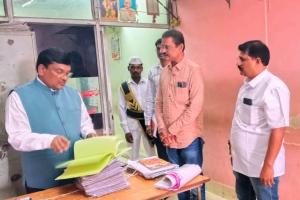 Guntur Civic Chief Conducts Surprise Inspection at Birth and Death Registration Office